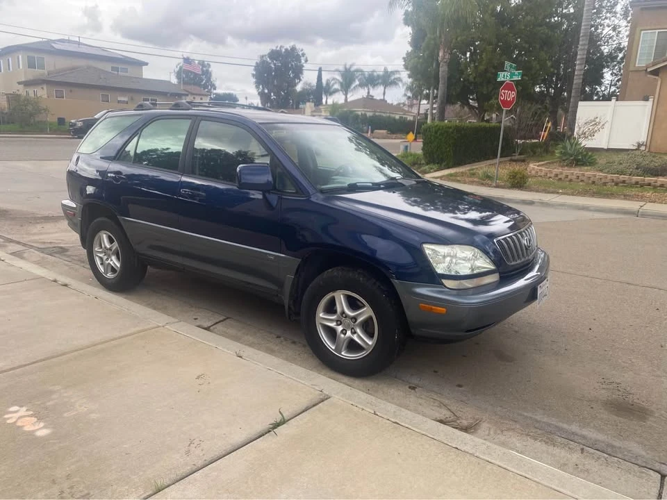 2001 Lexus RX 1st Gen - Image 3 of 12