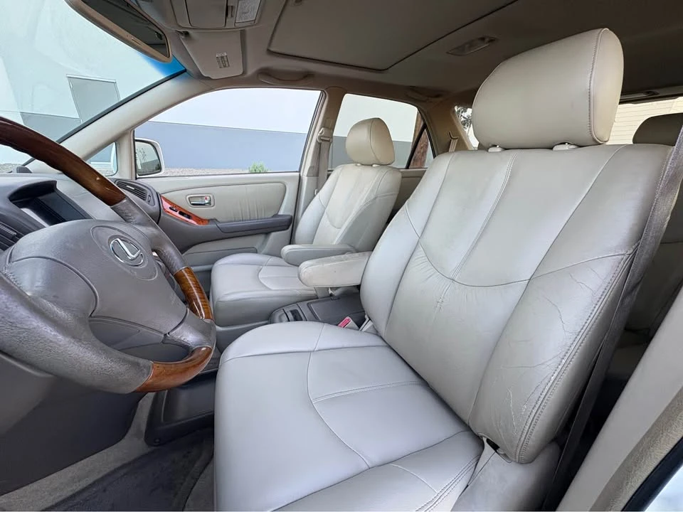 2001 Lexus RX 1st Gen - Image 8 of 17
