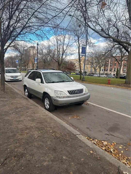 2001 Lexus RX 1st Gen - Image 3 of 3
