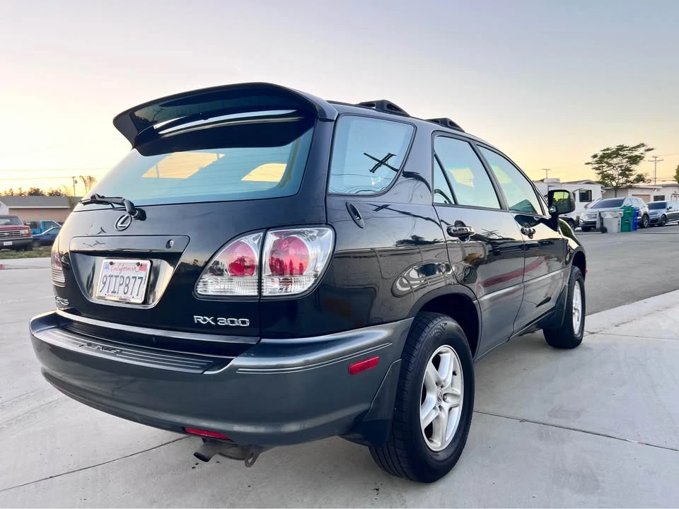 2001 Lexus RX 1st Gen - Image 3 of 13
