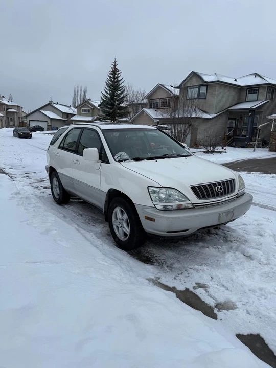 2001 Lexus RX 1st Gen - Image 5 of 13