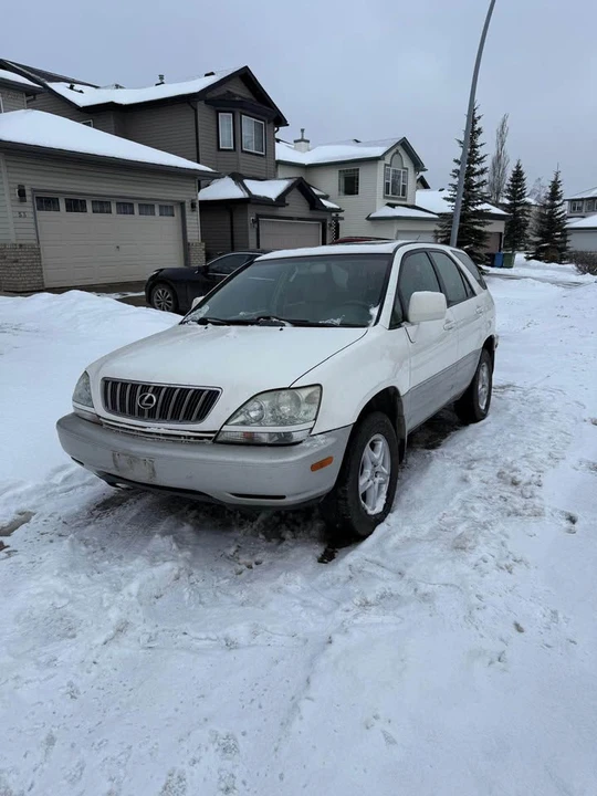 2001 Lexus RX 1st Gen - Image 5 of 13