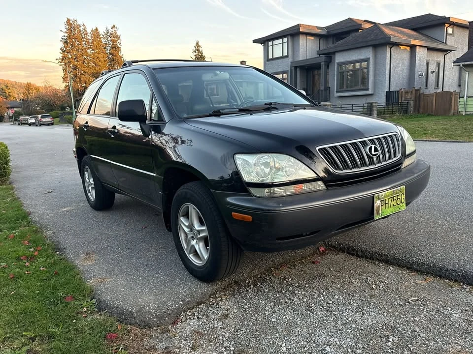 2001 Lexus RX 1st Gen - Image 2 of 18