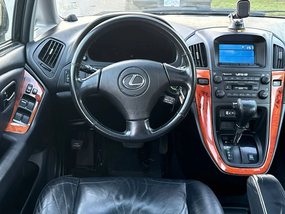 2001 Lexus RX 1st Gen - Image 13 of 18