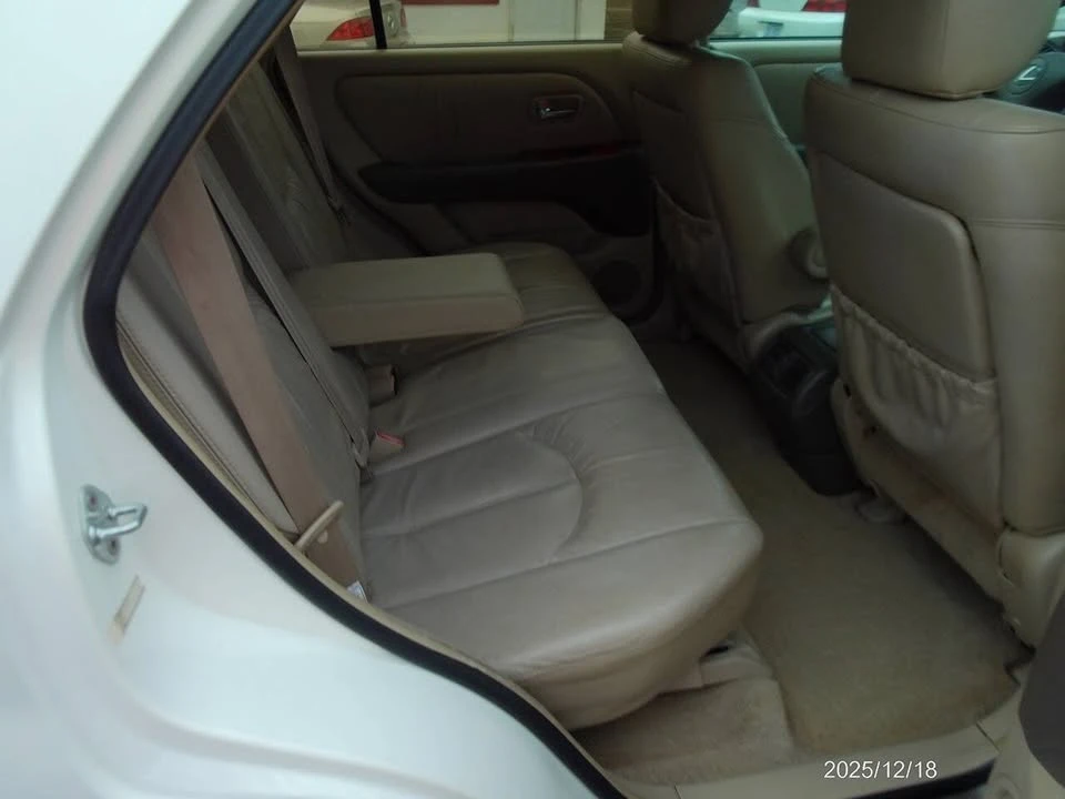 2001 Lexus RX 1st Gen - Image 14 of 15