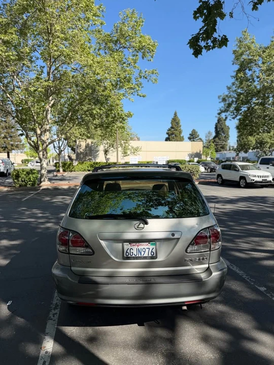 2001 Lexus RX 1st Gen - Image 5 of 15
