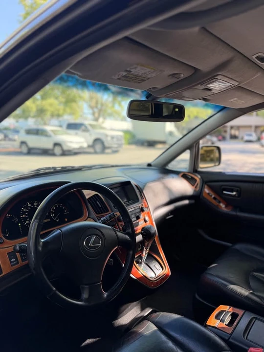 2001 Lexus RX 1st Gen - Image 10 of 15