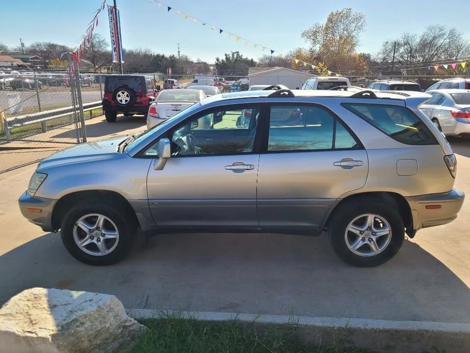 2001 Lexus RX 1st Gen - Image 6 of 16