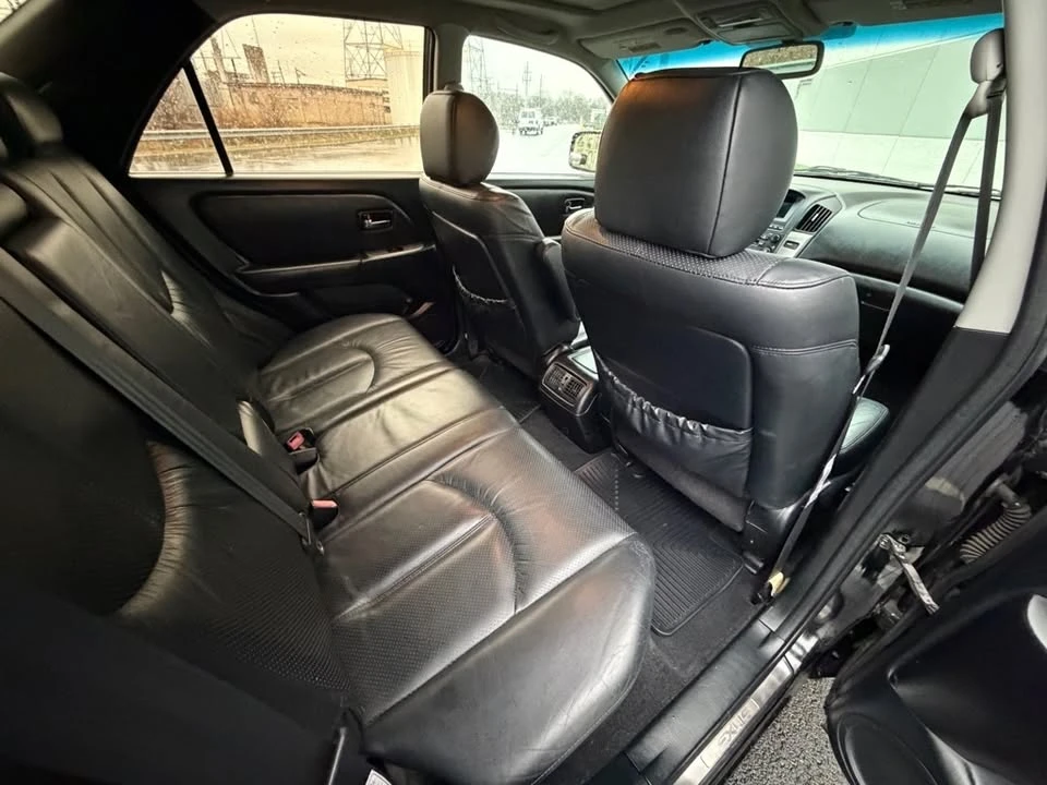 2001 Lexus RX 1st Gen - Image 6 of 14