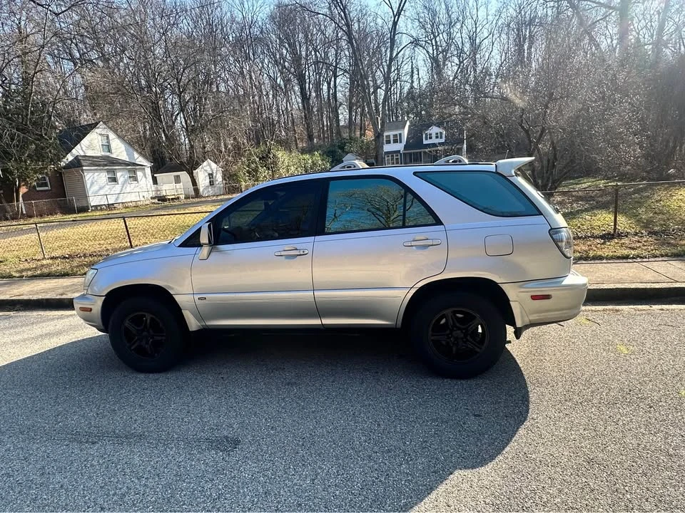 2001 Lexus RX 1st Gen - Image 17 of 17