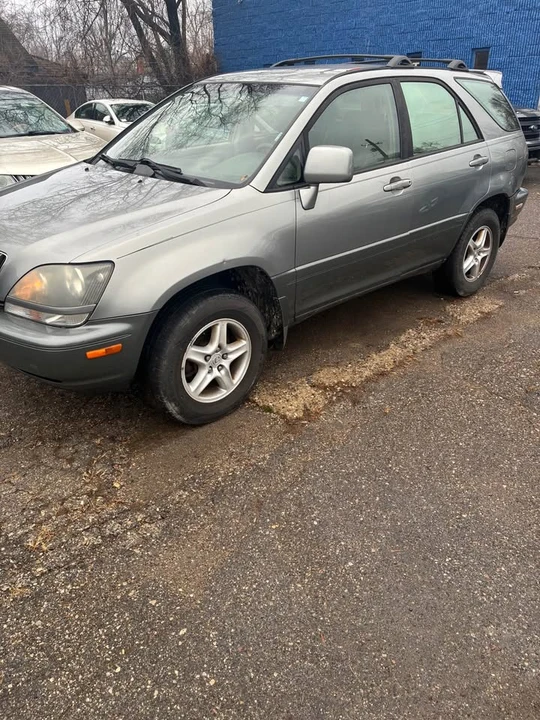2001 Lexus RX 1st Gen - Image 2 of 8