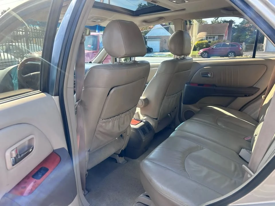 2001 Lexus RX 1st Gen - Image 16 of 20