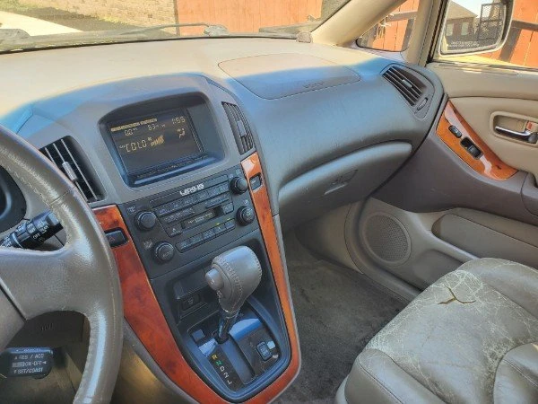 2001 Lexus RX 1st Gen - Image 2 of 6