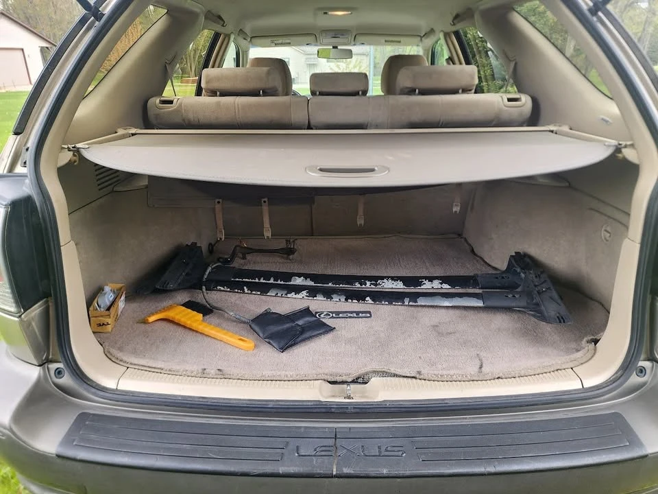 2001 Lexus RX 1st Gen - Image 12 of 20