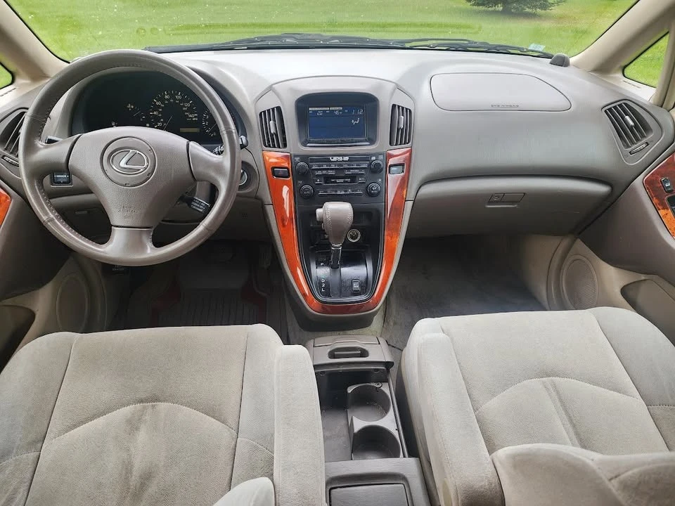 2001 Lexus RX 1st Gen - Image 9 of 20