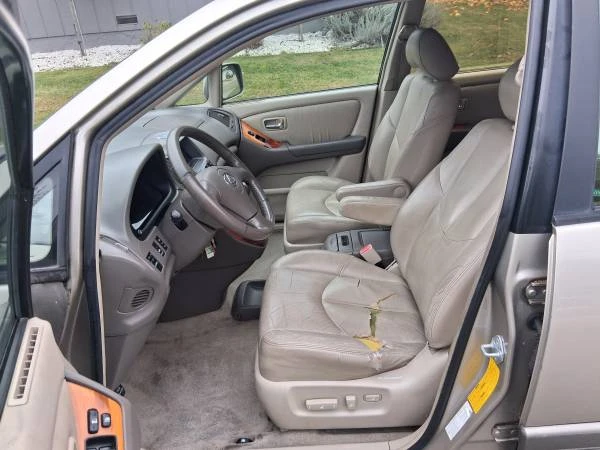 2001 Lexus RX 1st Gen - Image 4 of 9