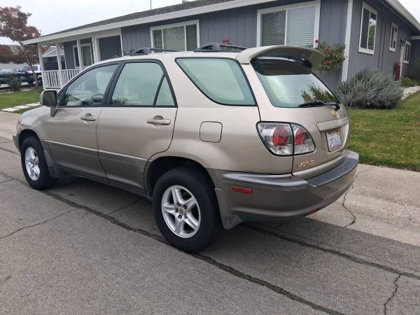 2001 Lexus RX 1st Gen - Image 2 of 9