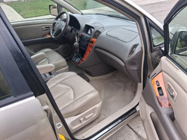 2001 Lexus RX 1st Gen - Image 6 of 9