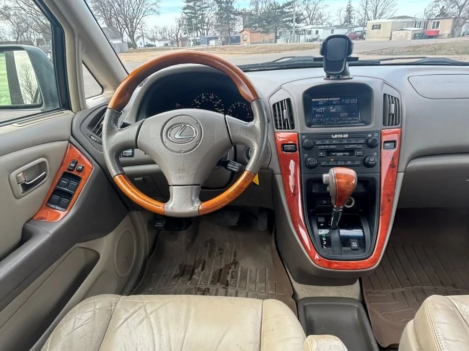 2001 Lexus RX 1st Gen - Image 12 of 20