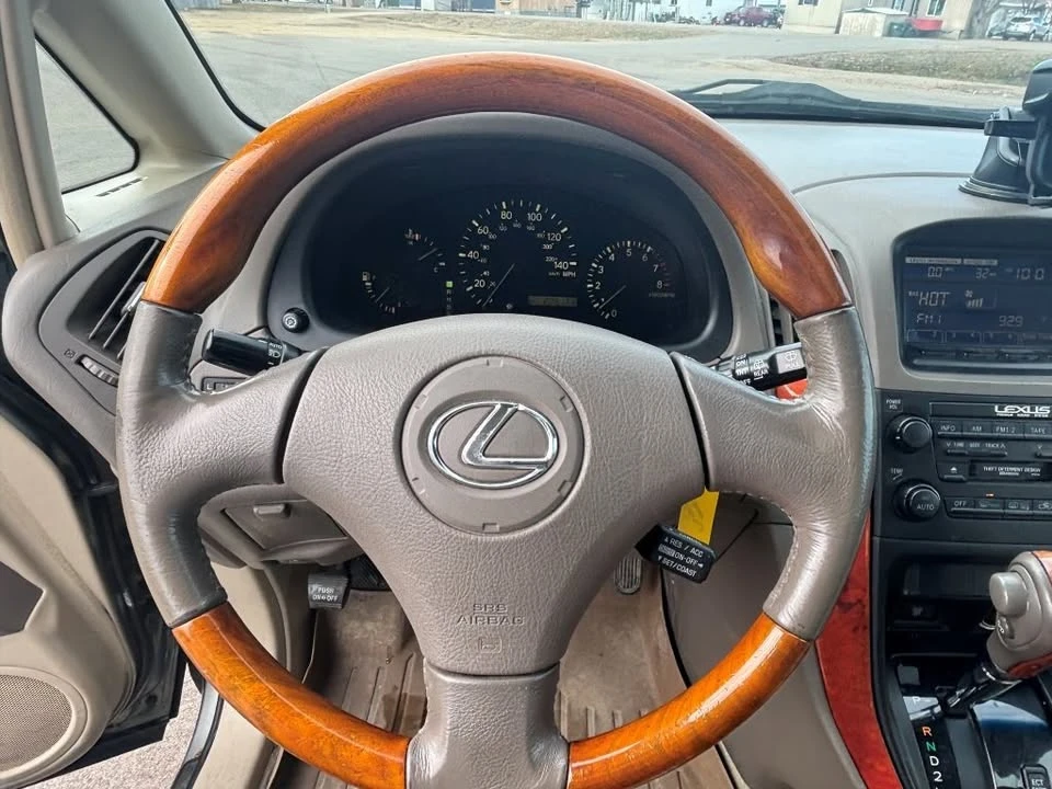 2001 Lexus RX 1st Gen - Image 18 of 20
