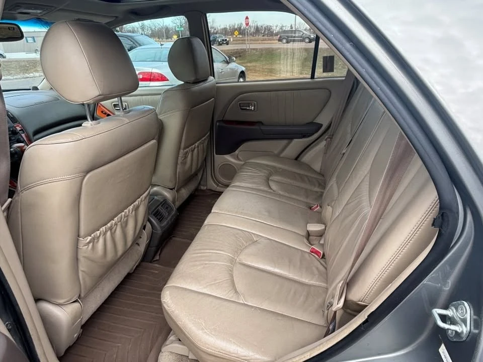 2001 Lexus RX 1st Gen - Image 11 of 20