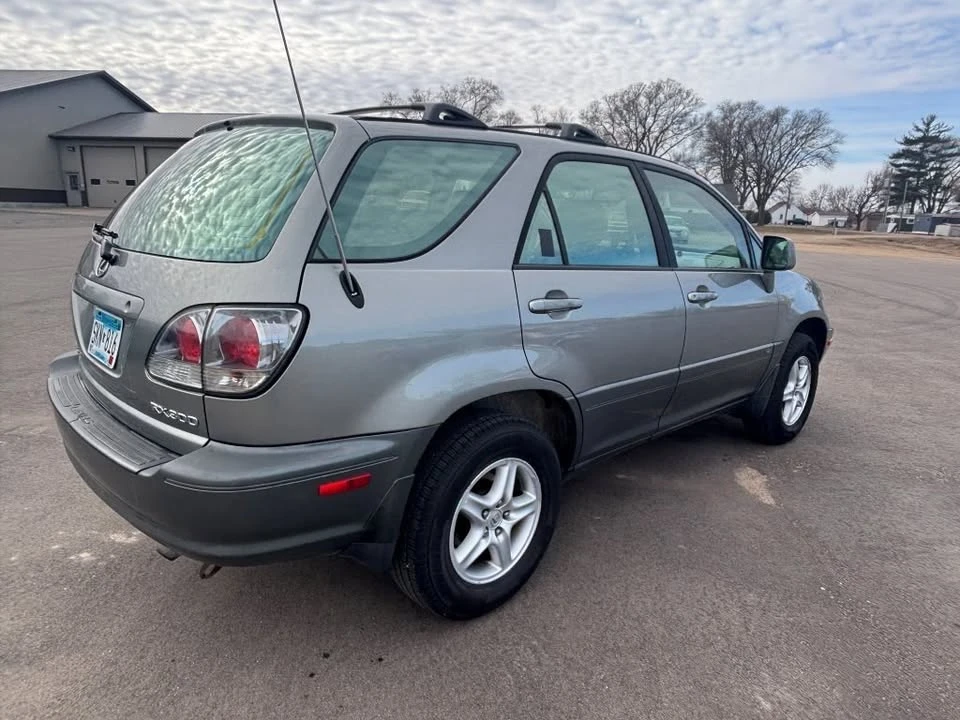 2001 Lexus RX 1st Gen - Image 5 of 20