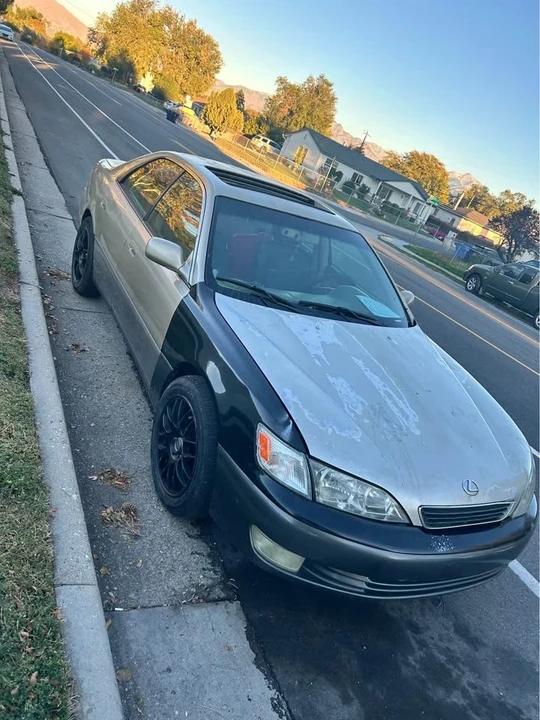 2001 Lexus IS 1st Gen - Image 3 of 3