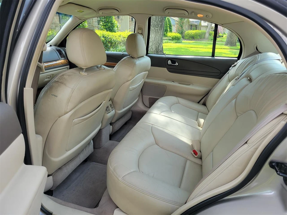 2001 Lincoln Continental 9th Gen - Image 11 of 15