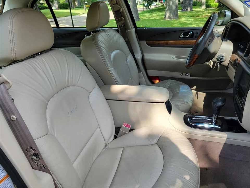 2001 Lincoln Continental 9th Gen - Image 15 of 15