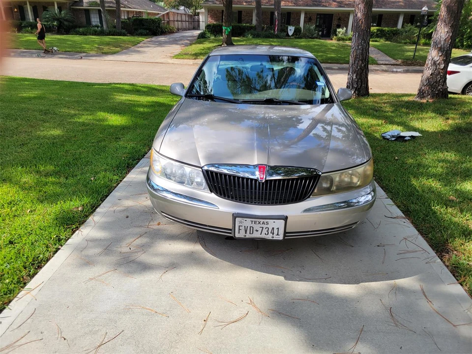 2001 Lincoln Continental 9th Gen - Image 6 of 15