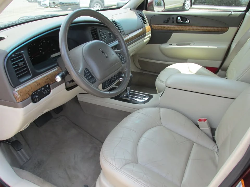 2001 Lincoln Continental 9th Gen - Image 8 of 13