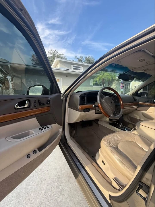 2001 Lincoln Continental 9th Gen - Image 5 of 6