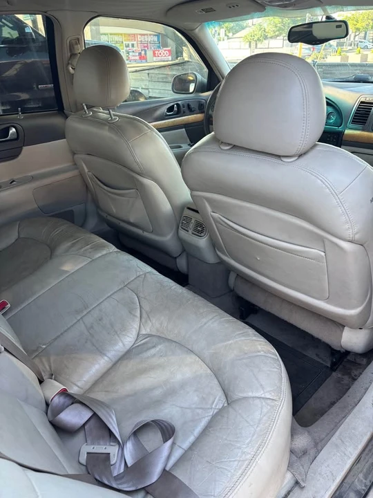 2001 Lincoln Continental 9th Gen - Image 11 of 12