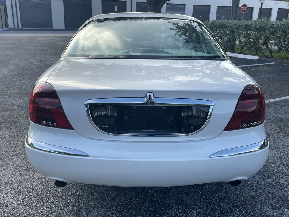 2001 Lincoln Continental 9th Gen - Image 4 of 16