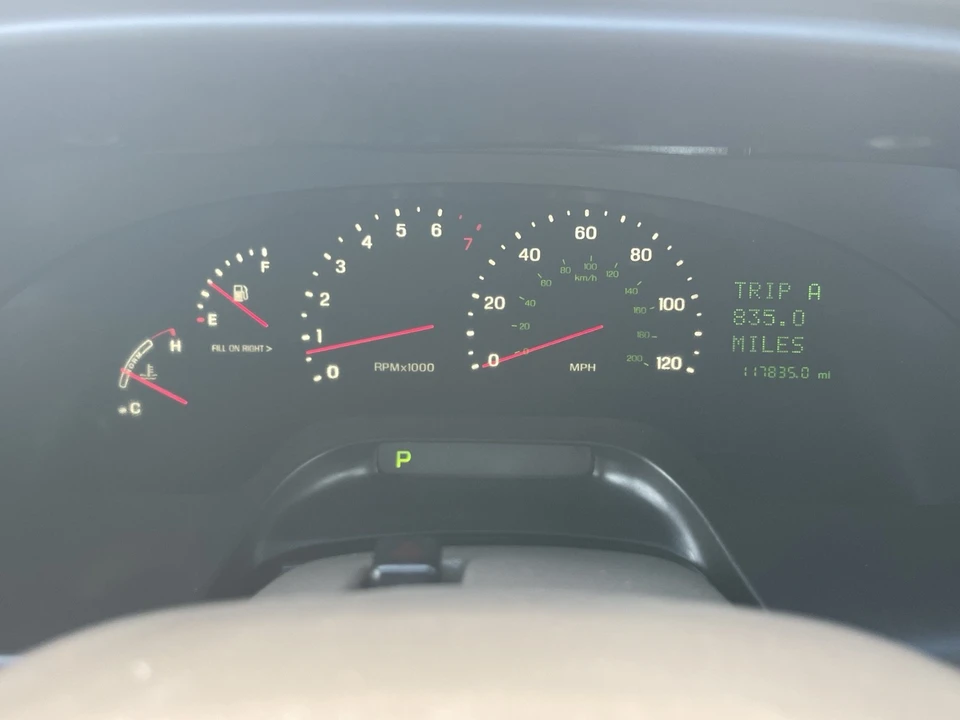 2001 Lincoln Continental 9th Gen - Image 13 of 16