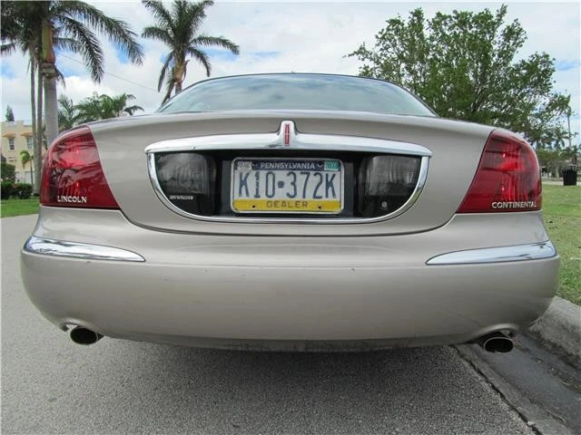 2001 Lincoln Continental 9th Gen - Image 5 of 12