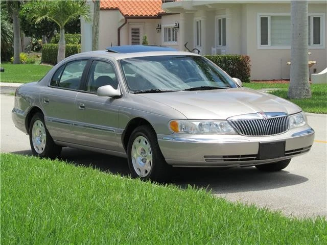 2001 Lincoln Continental 9th Gen - Image 8 of 12