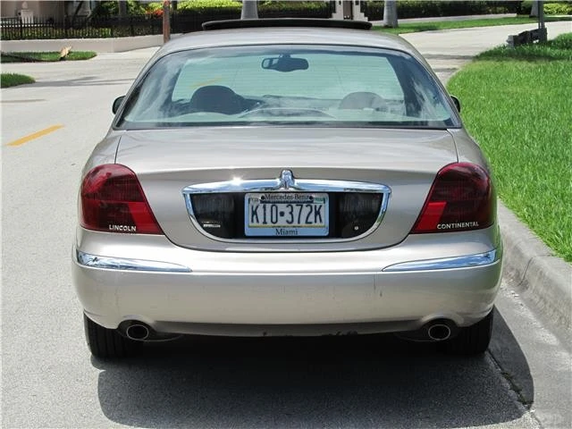 2001 Lincoln Continental 9th Gen - Image 4 of 12