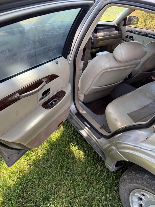 2001 Lincoln Continental 9th Gen - Image 6 of 7