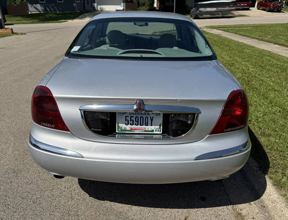 2001 Lincoln Continental 9th Gen - Image 4 of 8