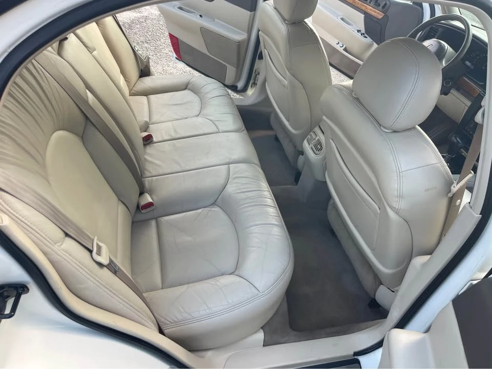 2001 Lincoln Continental 9th Gen - Image 12 of 13