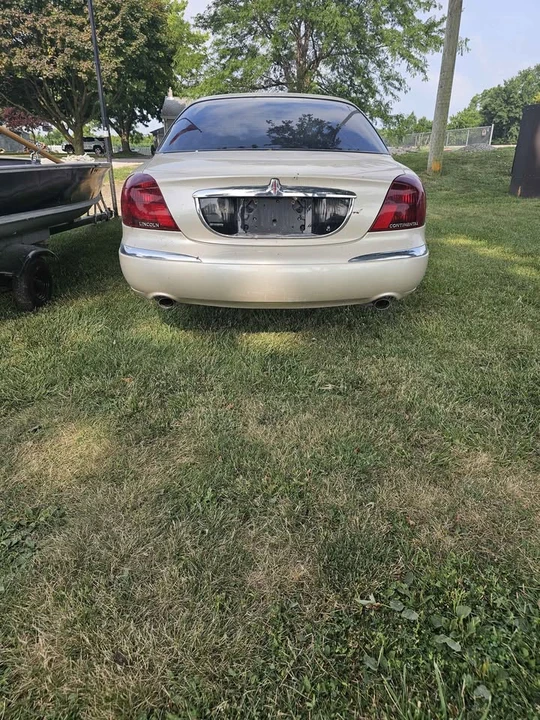 2001 Lincoln Continental 9th Gen - Image 3 of 6