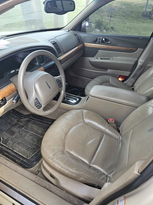 2001 Lincoln Continental 9th Gen - Image 4 of 6