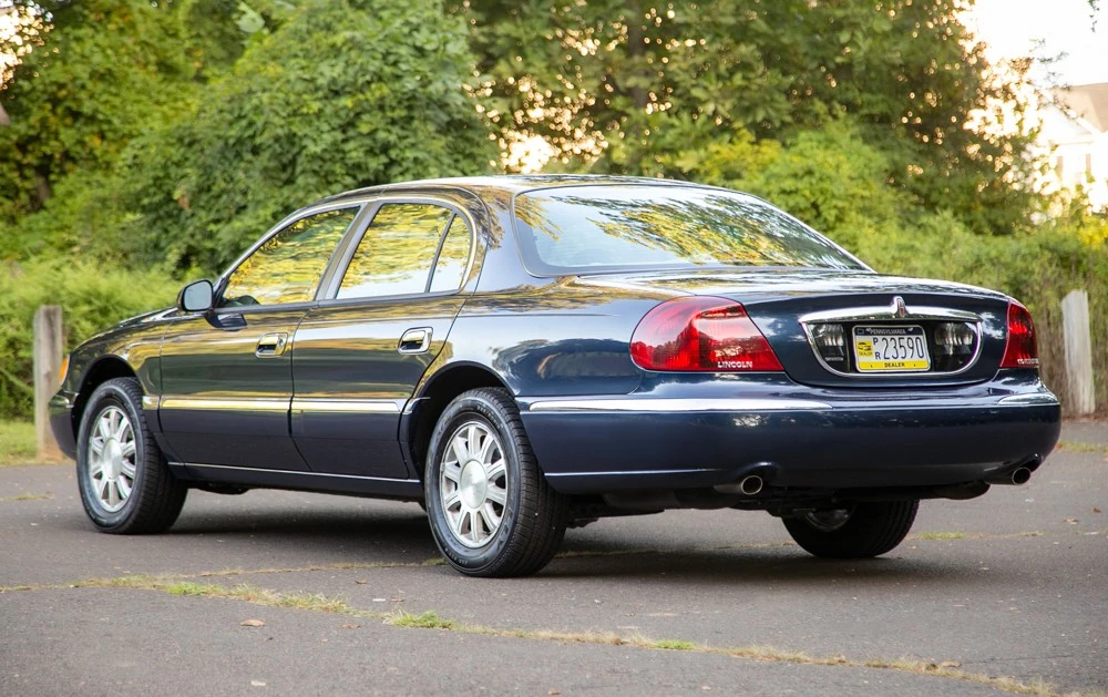 2001 Lincoln Continental 9th Gen - Image 4 of 19