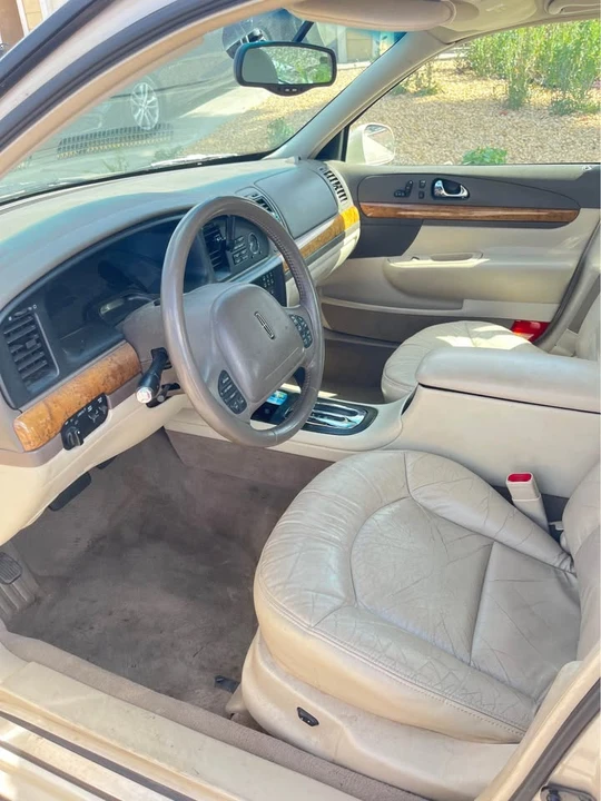 2001 Lincoln Continental 9th Gen - Image 6 of 13