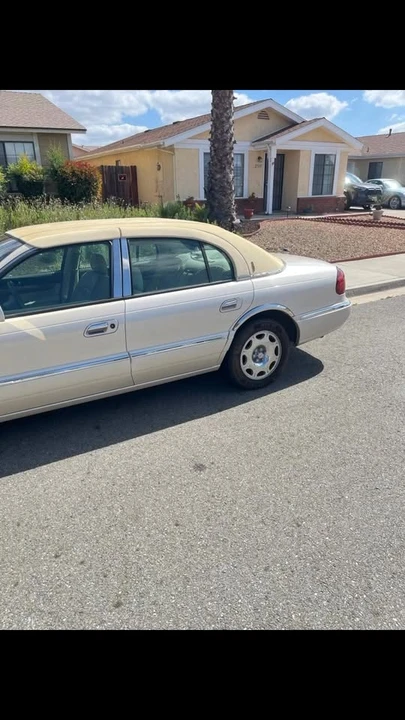 2001 Lincoln Continental 9th Gen - Image 13 of 13