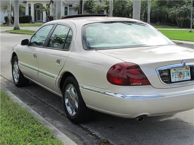 2001 Lincoln Continental 9th Gen - Image 6 of 12