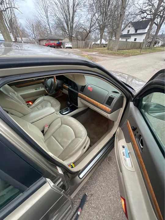 2001 Lincoln Continental 9th Gen - Image 7 of 7