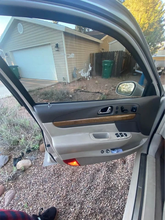 2001 Lincoln Continental 9th Gen - Image 9 of 9