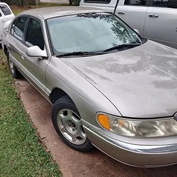 2001 Lincoln Continental